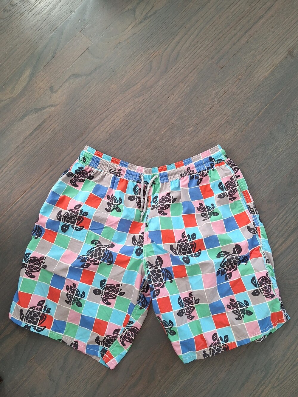 Rare Vilebrequin Mens Swim Trunks. Classic turtles - XXX Large